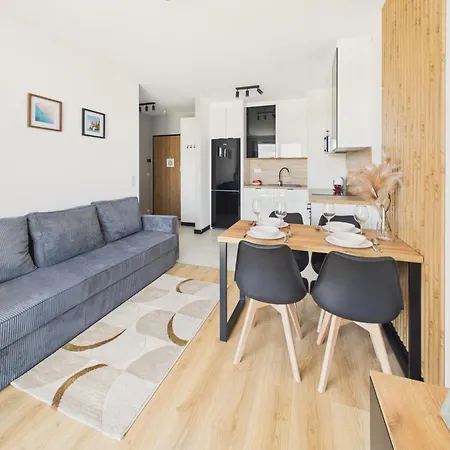 Metro Zachód Jana Heweliusza 8 By Solarento Apartamento Varsovia