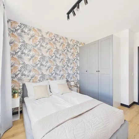 Metro Zachód Jana Heweliusza 8 By Solarento Apartamento Varsovia
