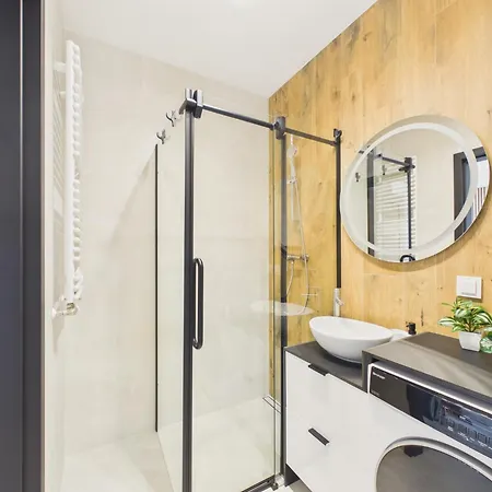 Apartamento Metro Zachód Jana Heweliusza 8 By Solarento